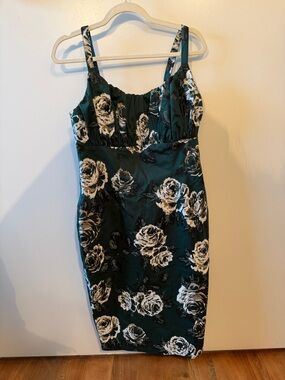 Ingenue Wiggle Dress in vintage green rose - Vixen by Michelline Pitt - NWT
